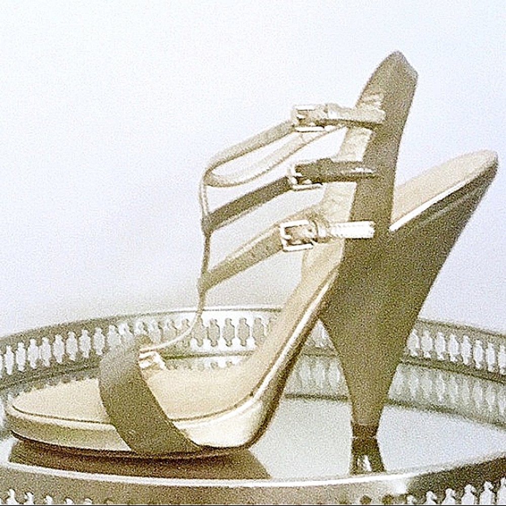 Gianvito Rossi metallic sandal heels